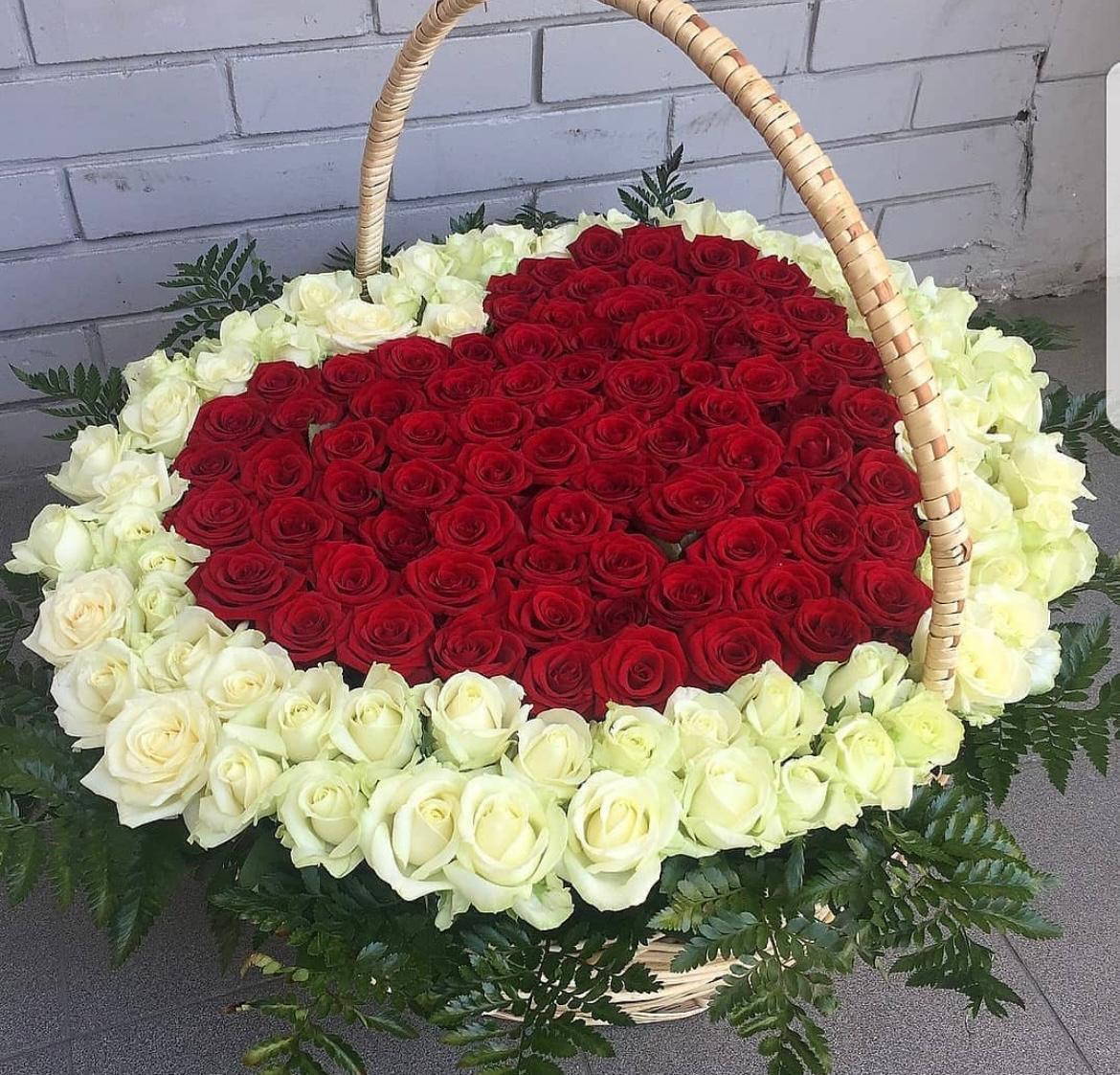 Heart of Roses in a Box